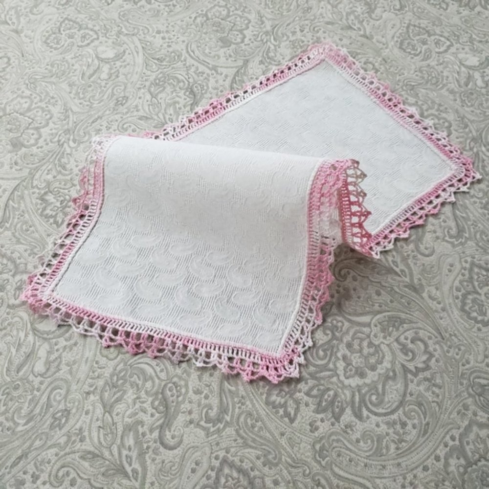 Handmade Table Mat, Lace with Crochet